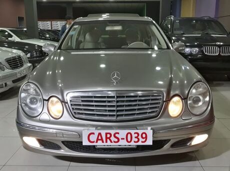 Mercedes E 320