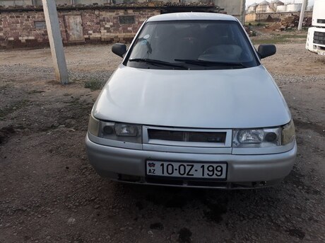 LADA (VAZ) 2112