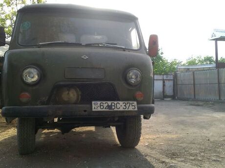 UAZ 452