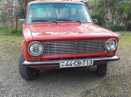 LADA (VAZ) 2111