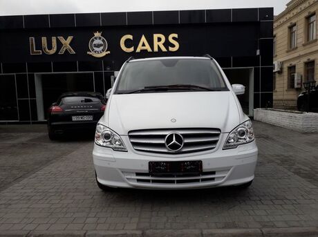 Mercedes Viano