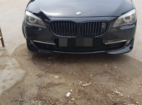 BMW 750