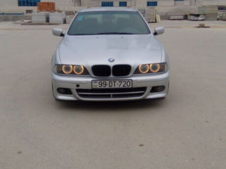 BMW 523