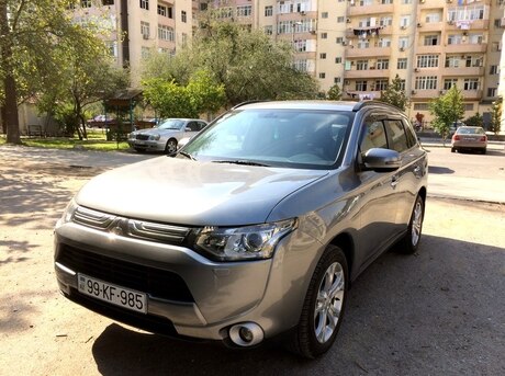 Mitsubishi Outlander