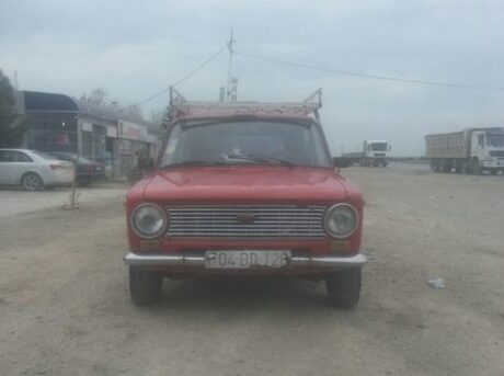 LADA (VAZ) 2102