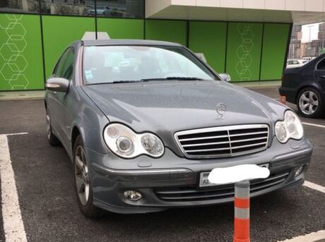 Mercedes C 280