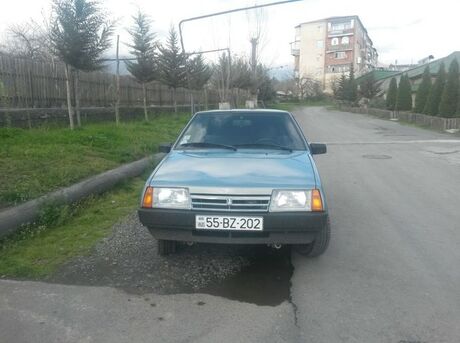 LADA (VAZ) 2108