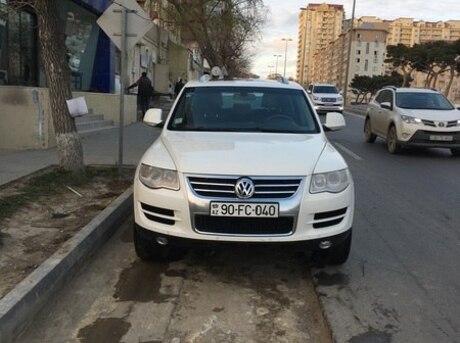 Volkswagen Touareg