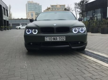 BMW 745
