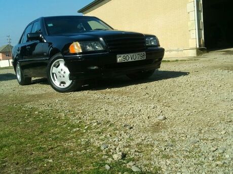 Mercedes C 280