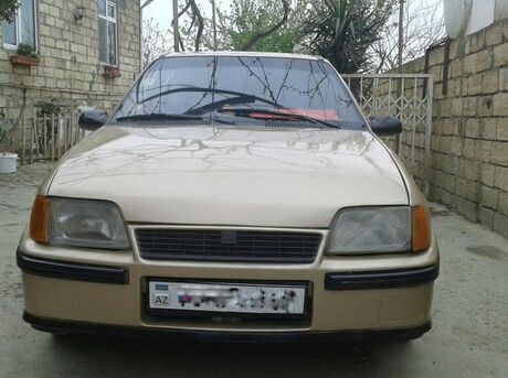Daewoo Racer