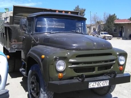 ZIL 130
