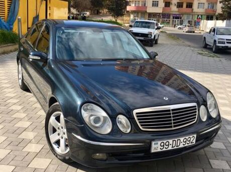 Mercedes E 220