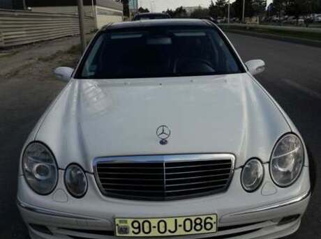 Mercedes E 320