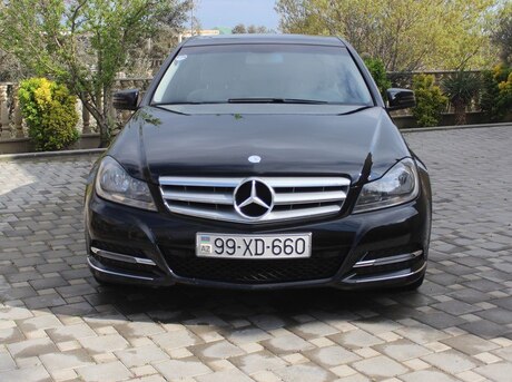 Mercedes C 180