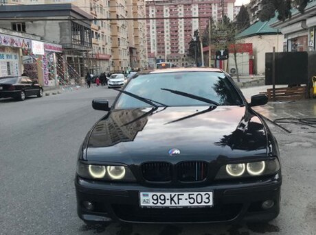 BMW 528