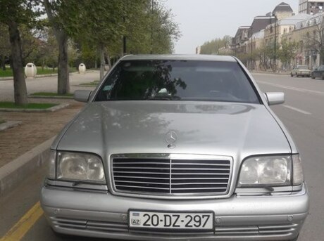 Mercedes S 300