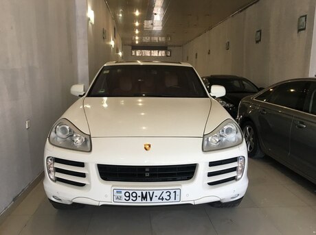 Porsche Cayenne S