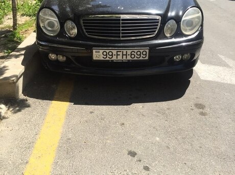 Mercedes E 320