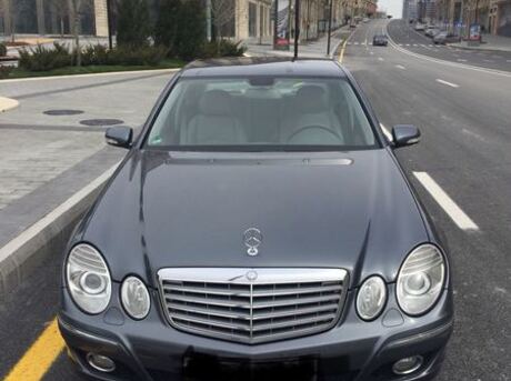 Mercedes E 220