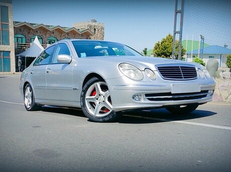 Mercedes E 270