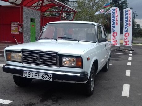 LADA (VAZ) 2107