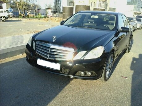 Mercedes E 220