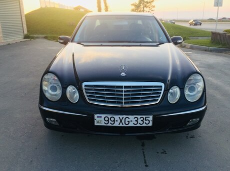 Mercedes E 320