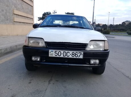 Daewoo Racer