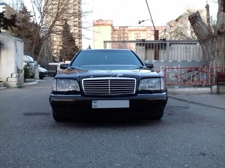 Mercedes S 320