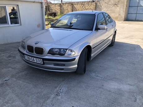 BMW 320