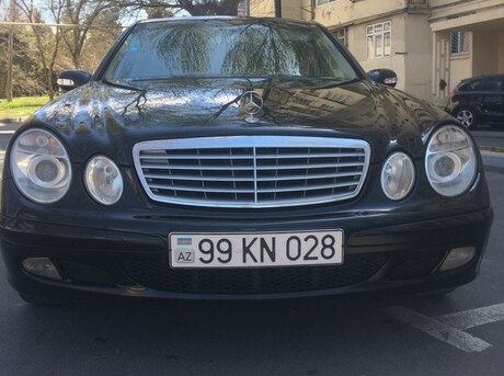 Mercedes E 220