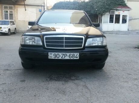 Mercedes C 180