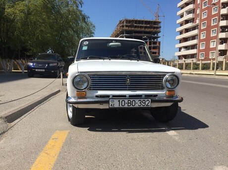 LADA (VAZ) 21013