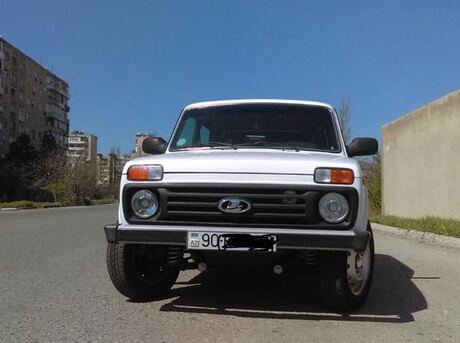 LADA (VAZ) Niva