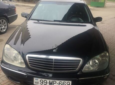 Mercedes S 320