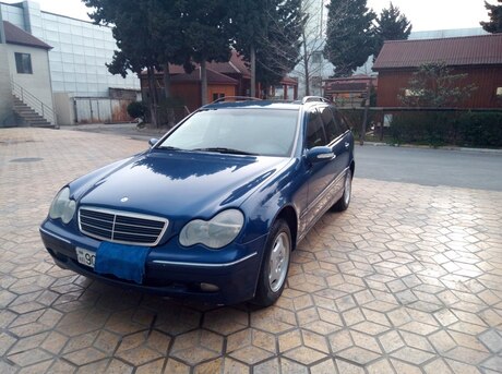 Mercedes C 180