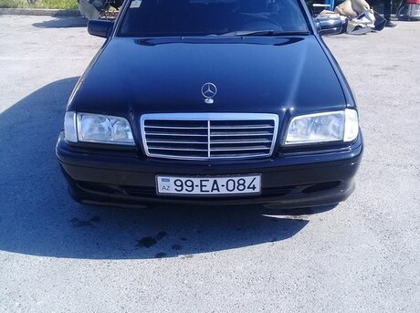 Mercedes C 180
