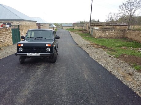 LADA (VAZ) Niva