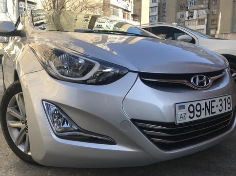 Hyundai Elantra