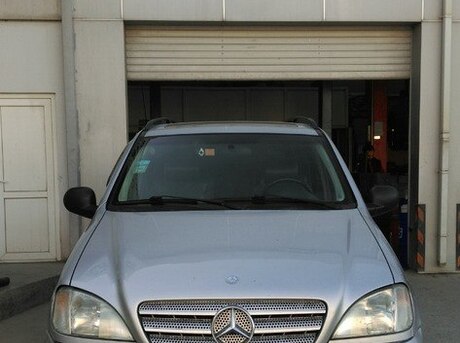 Mercedes ML 320