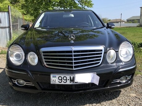 Mercedes E 220