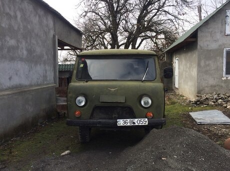 UAZ 3303