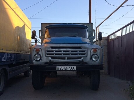 ZIL 130