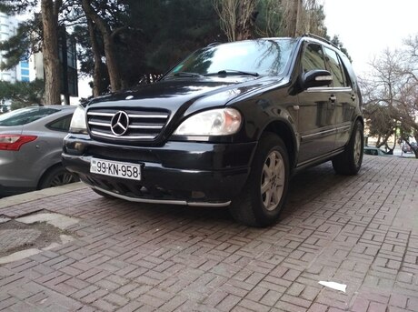 Mercedes ML 320