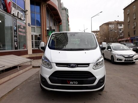 Ford Tourneo Custom