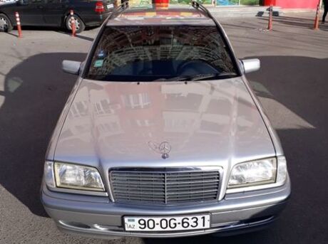 Mercedes C 180