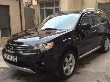 Mitsubishi Outlander
