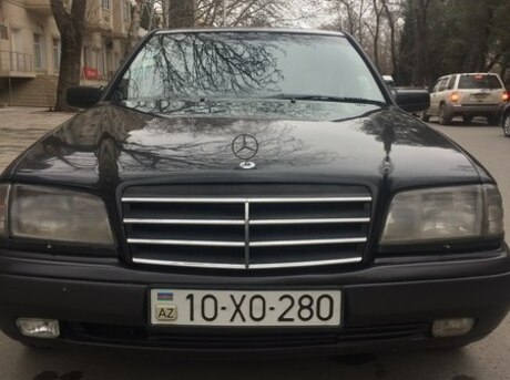 Mercedes C 280