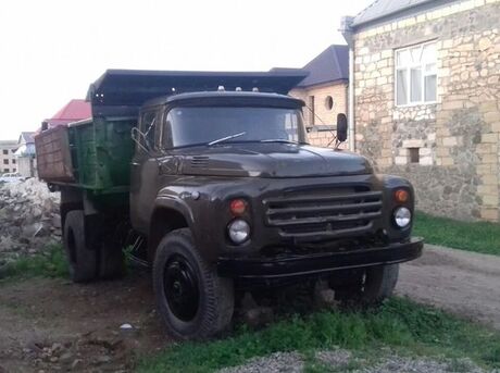 ZIL 130